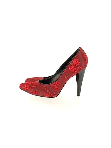 Diğer Stiletto %70 İndirimli.