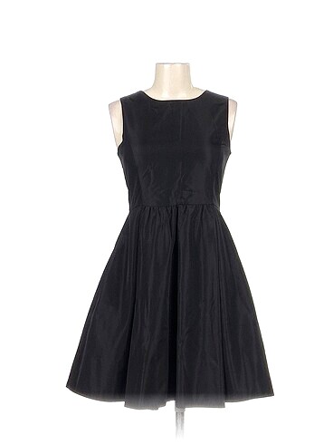 Zara Kısa Elbise %70 İndirimli.