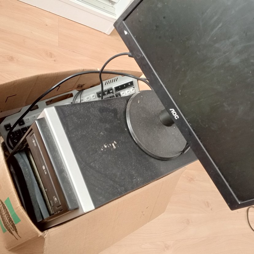 AOC Siyah Monitör masa üstü bilgisayar - Görsel 3