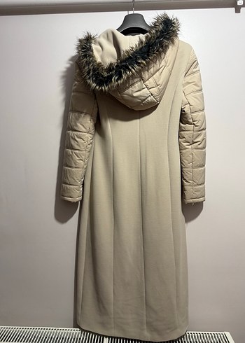 Teknir Kürklü Kapüşonlu Bej Kadın Kaban - Görsel 3