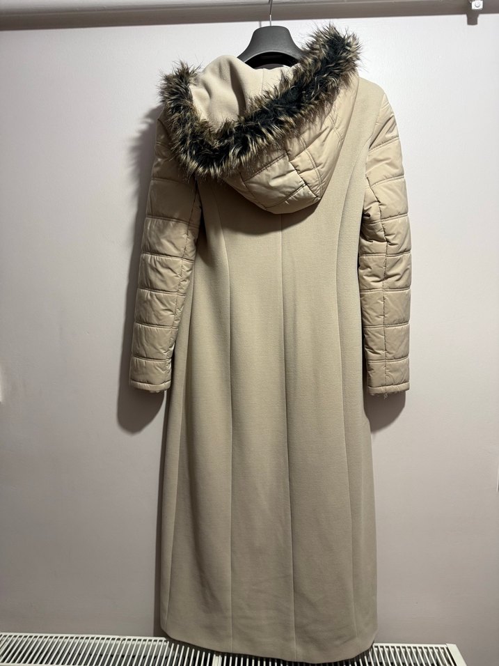 Teknir Kürklü Kapüşonlu Bej Kadın Kaban - Görsel 3
