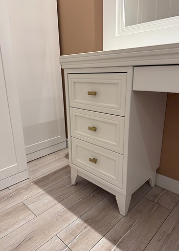 Az Kullanılmış Aynalı Makyaj masası - Görsel 4