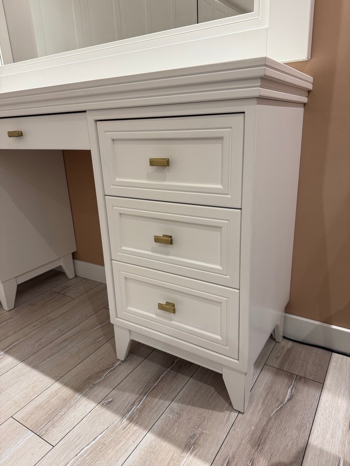 Az Kullanılmış Aynalı Makyaj masası - Görsel 3