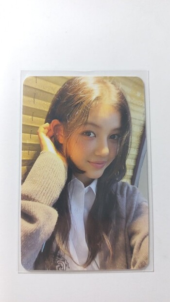 danielle photocard