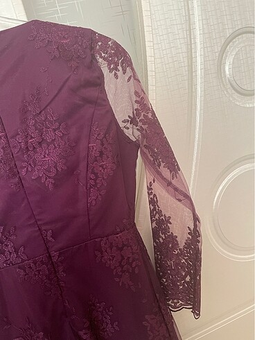 Mor güpürlü abiye elbise - Görsel 6