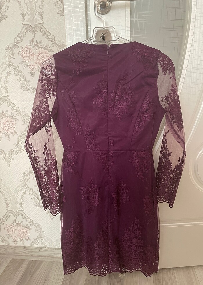 Mor güpürlü abiye elbise - Görsel 5