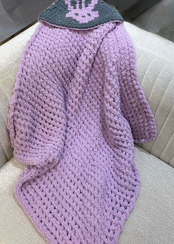 Mor Nakışlı Örgü Çocuk Battaniyesi - Görsel 2