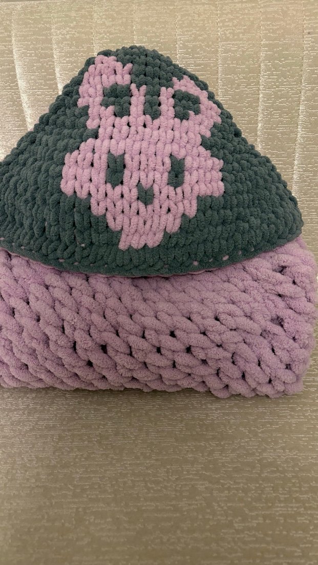 Mor Nakışlı Örgü Çocuk Battaniyesi - Görsel 3