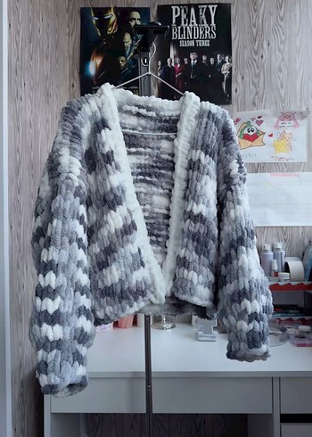 Çiçek Desenli Örgü Beyaz Hırka - Görsel 7