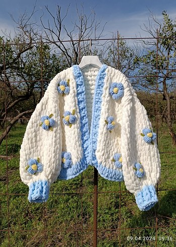 Çiçek Desenli Örgü Beyaz Hırka - Görsel 10