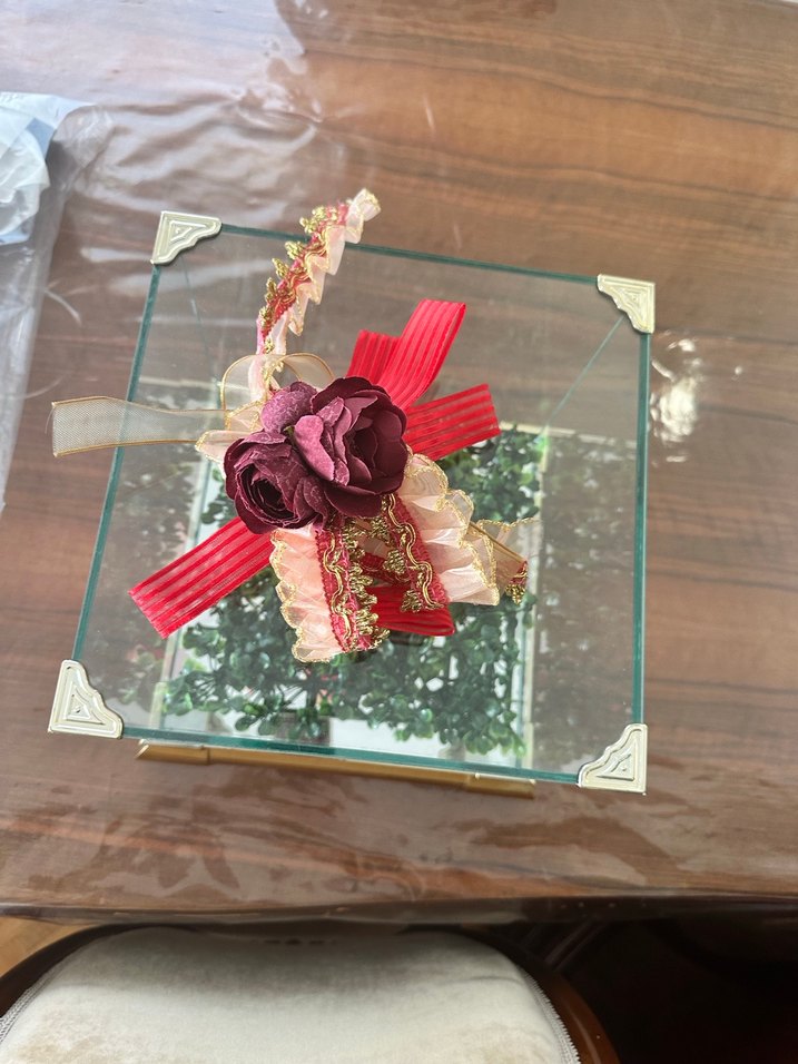 Parlak Altın Renkli cam kutu - Görsel 2