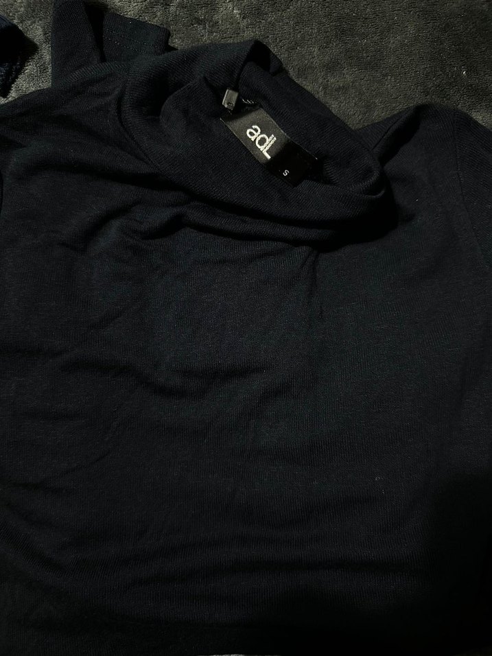 Lacivert Boğazlı Yaka Uzun Kollu - Görsel 4