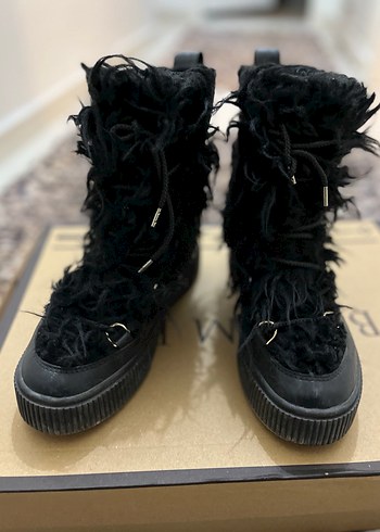 HM Siyah Kürklü Platform Topuklu Kadın Bot - Görsel 3