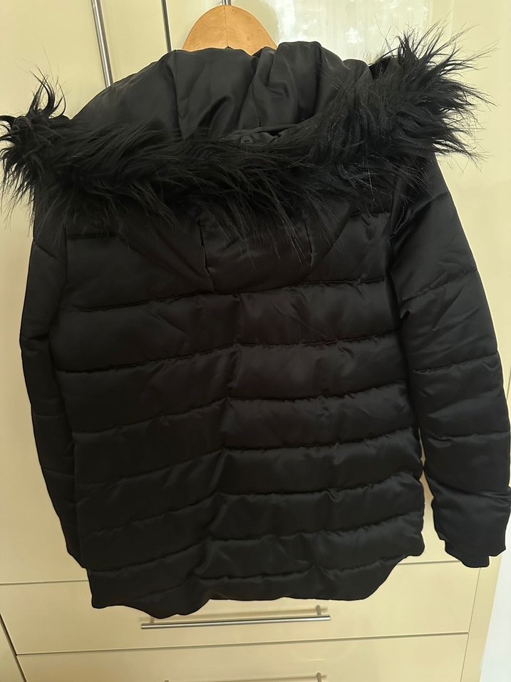 Siyah Kürklü Midi Kışlık Kadın Mont - Görsel 4