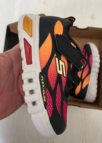 Renkli ışıklı Erkek Çocuk Spor Ayakkabısı skechers - Görsel 2