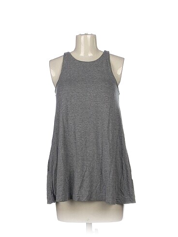 Diğer T-shirt %70 İndirimli.