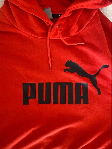 m Beden kırmızı Renk Orjinal puma sweatshirt
