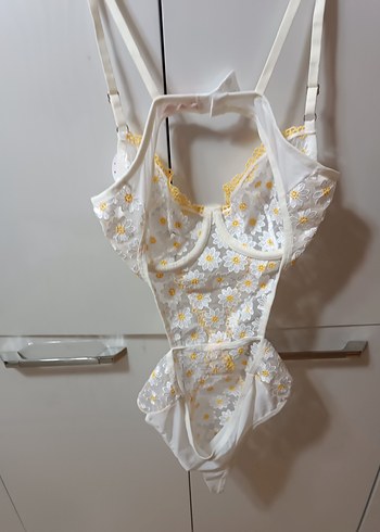 Nakışlı Beyaz Bohem Vintage Büstiyer - Görsel 3