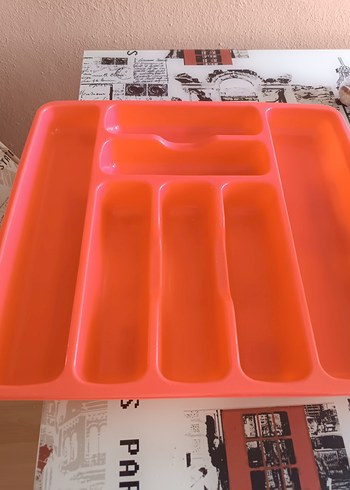 Diğer Renkli Plastik Çatal Kaşık Bölmeli Düzenleyici