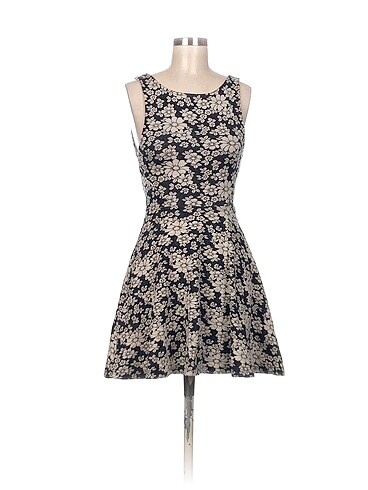 Vintage Love Kısa Elbise %70 İndirimli.