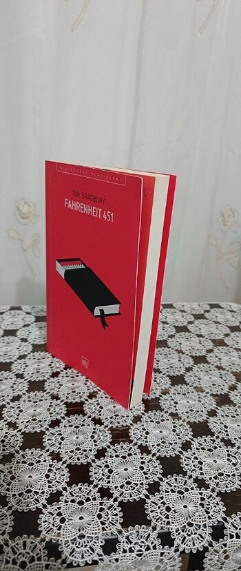 Beden FAHRENHEIT 451/RAY BRADBURY/KARTON KAPAK/