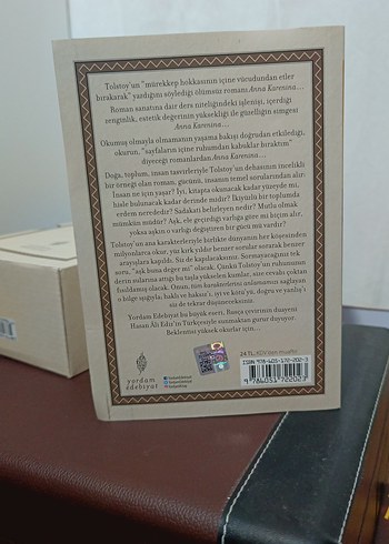 Beden Renk Tolstoy - Anna Karenina Romanı