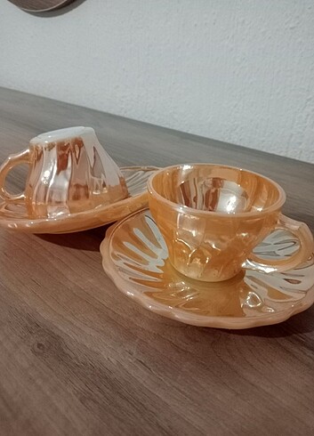 Sarı fincan takımı