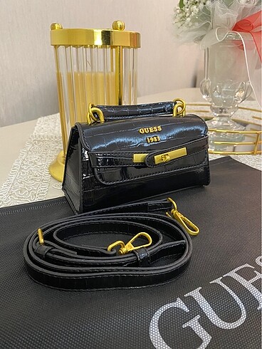 Beden Guess mini çanta