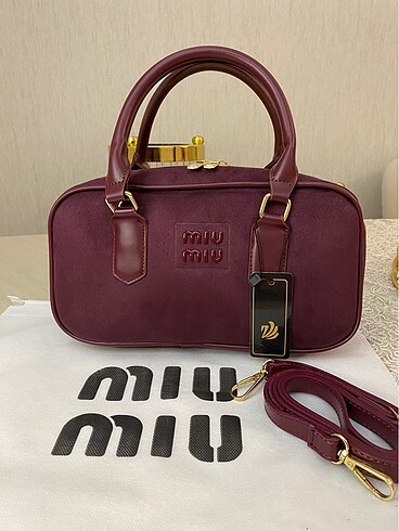 Miu Miu Miu Miu valiz çanta