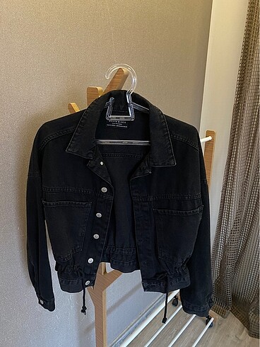 Belden büzgülü detaylı kot ceket - Görsel 2