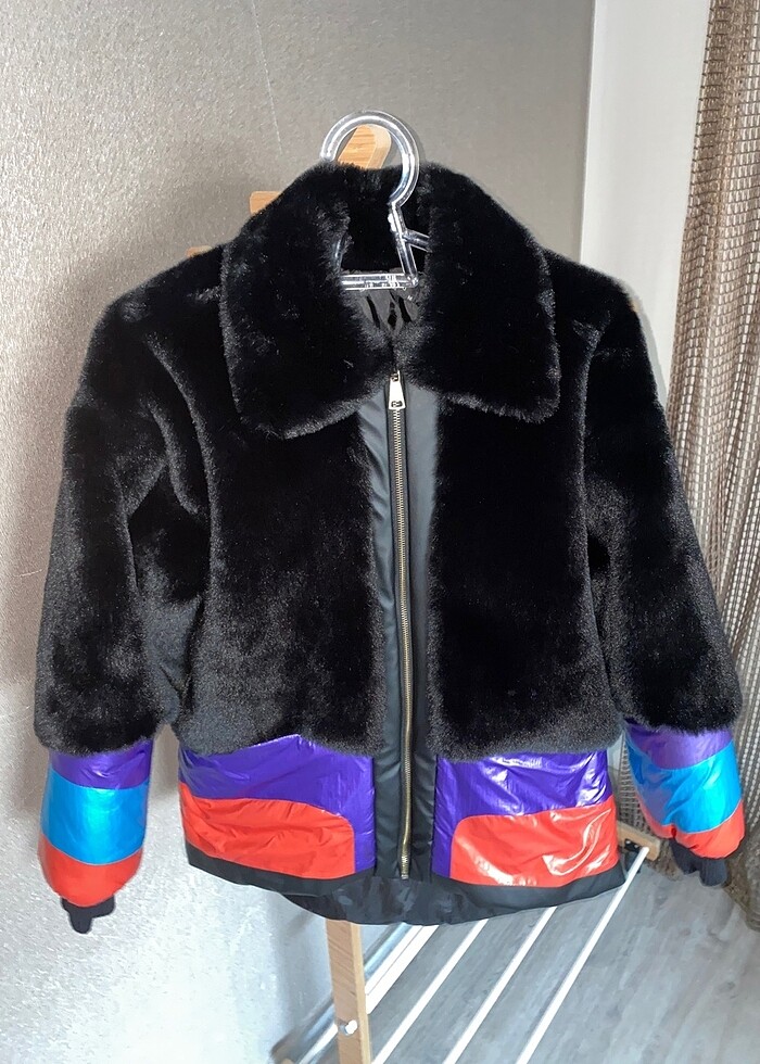 Kürk detaylı mont - Görsel 3