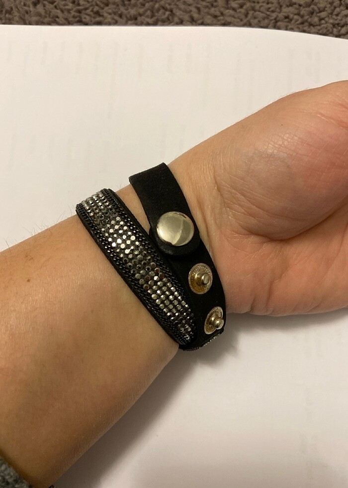 Kola sarılan kendi bileğinize göre ayarlanabilen bileklik - Görsel 2