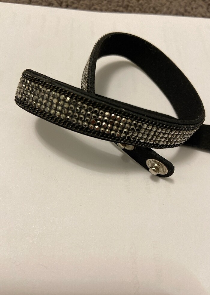 Kola sarılan kendi bileğinize göre ayarlanabilen bileklik - Görsel 5