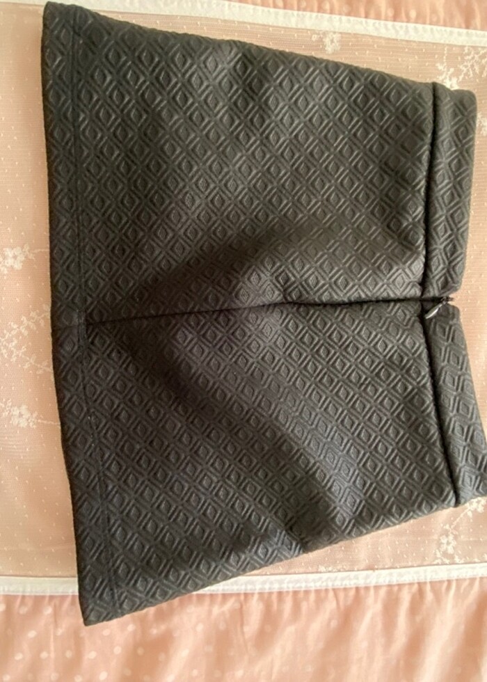 Suni deri lastikli mini etek - Görsel 4