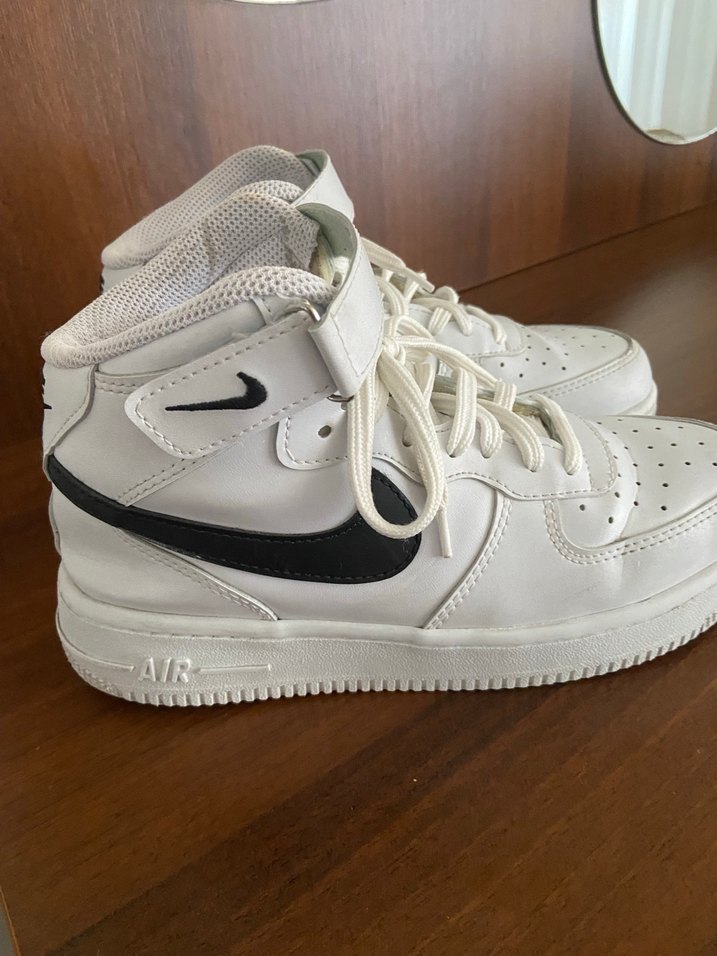 Beyaz Nike Spor Ayakkabı Velcro Bantlı - Görsel 3