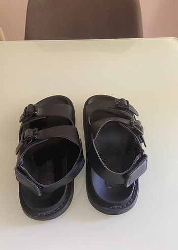tek ebat Beden kahverengi Renk Zara siyah deri tokalı sandalet