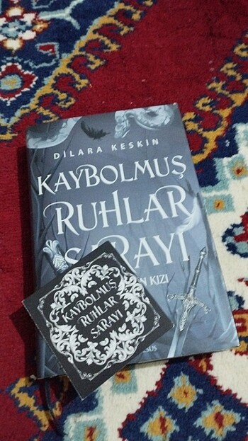  Beden Renk Kaybolmuş ruhlar sarayı 1 ciltli