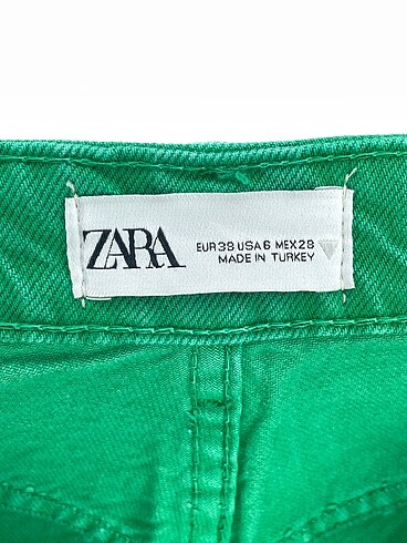 38 Beden yeşil Renk Zara Jean / Kot %70 İndirimli.