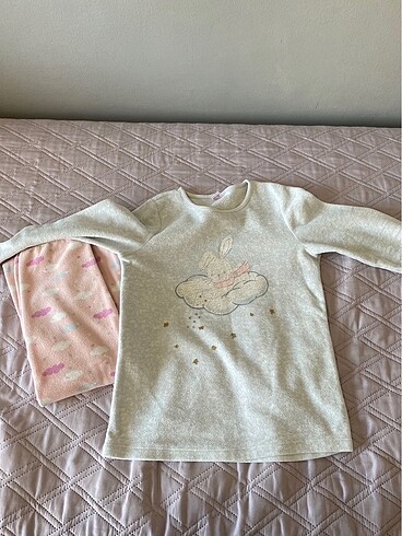 LC Waikiki Kız çocuk pijama takımı
