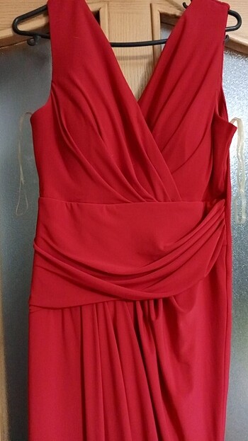 Kırmızı abiye - Görsel 4