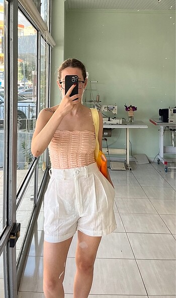 Straplez crop