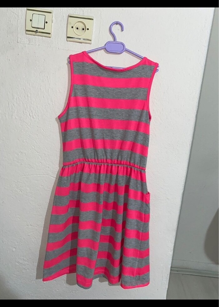 Pembe şeritli çocuk elbisesi - Görsel 2