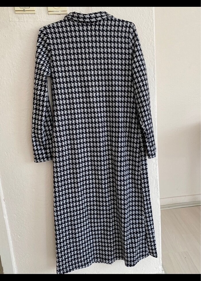 Desenli tesettür dış giyim - Görsel 2