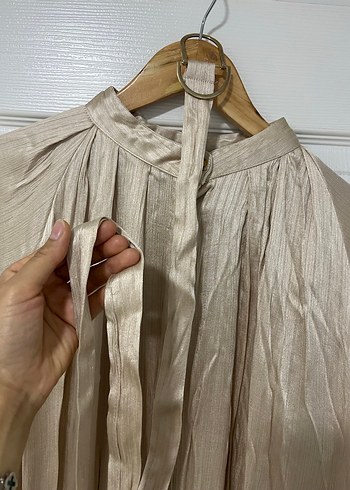 Bej Parıltılı Pilili elbise - Görsel 3