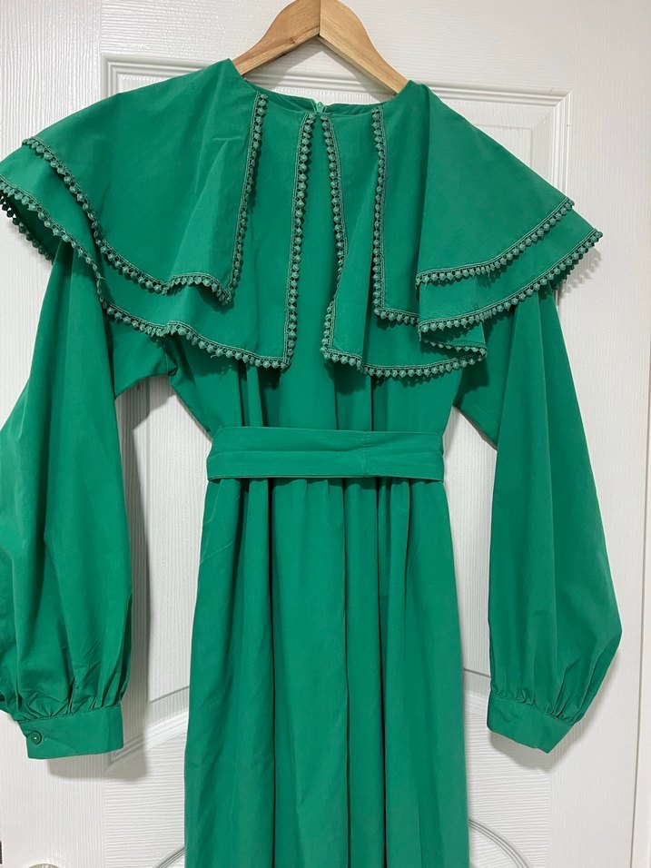 Uzun Yeşil Fırfırlı Bohem Elbise - Görsel 3