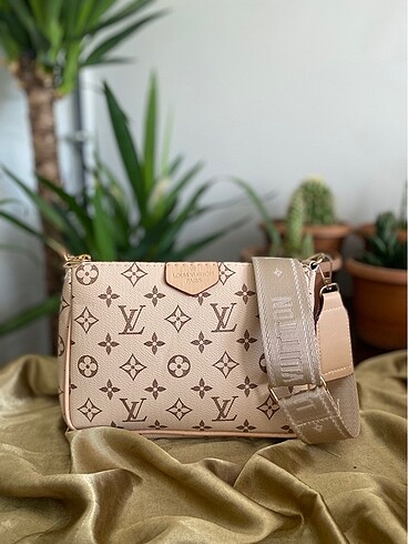 Yves Saint Laurent YSL mini baget