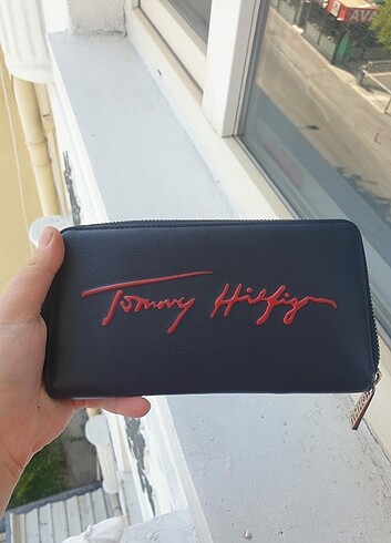  Beden Tommy Hilfiger(Orijinal Cüzdan)