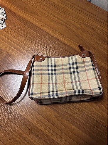 Beden Burberry Çapraz Kol Çantası
