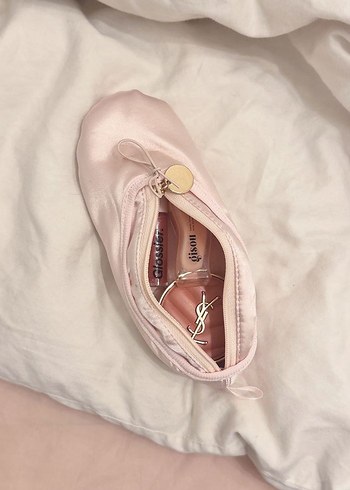 Pembe Saten Fermuarlı Makyaj Çantası - Görsel 2