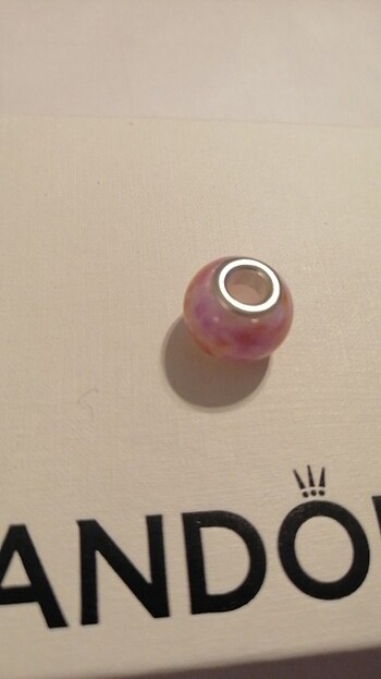 Pembe Murano charm 